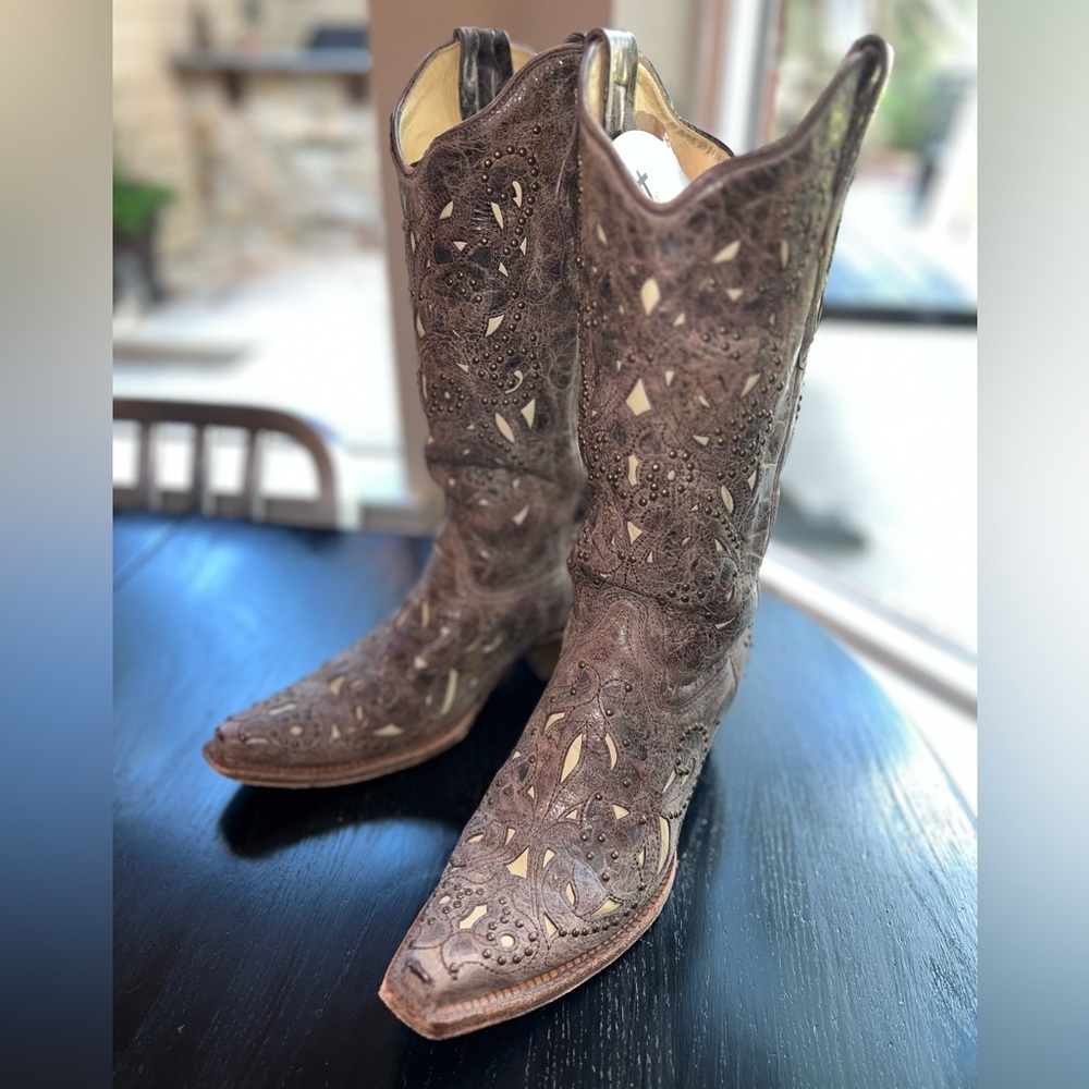 Womens Corral Brown Studded with Cream Inlay A1098 cowboy boots